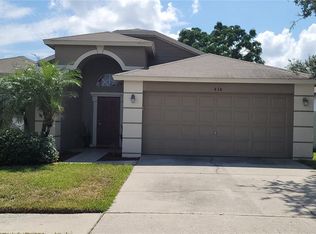 438 Sand Ridge Dr, Valrico, FL 33594