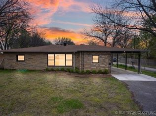 827 N Bristow Pl, Coweta, OK 74429