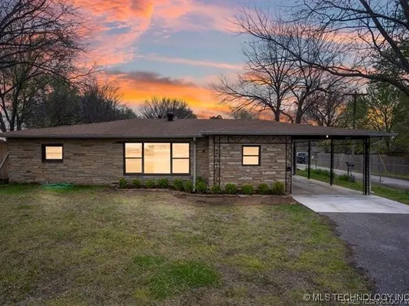 827 N Bristow Pl, Coweta, OK 74429