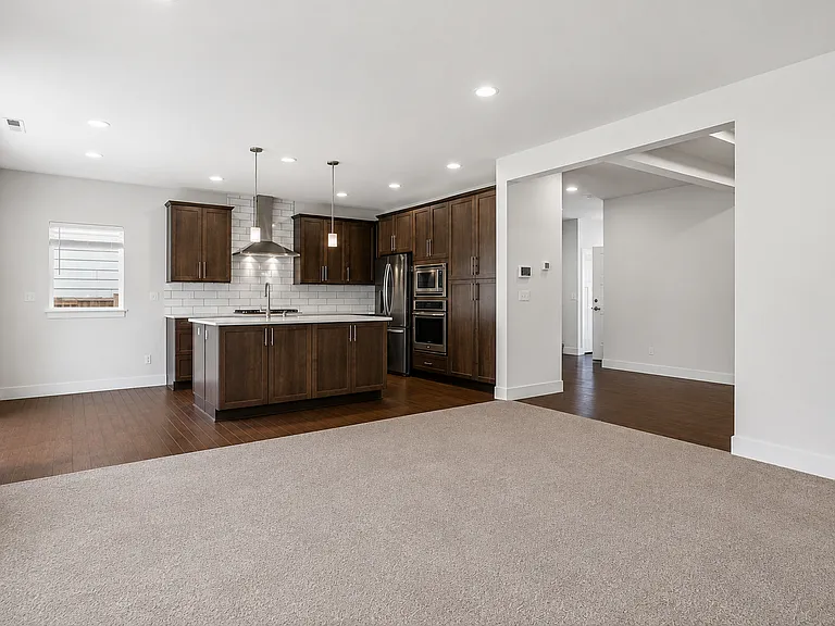 3720 194th Pl SE — Photo 3