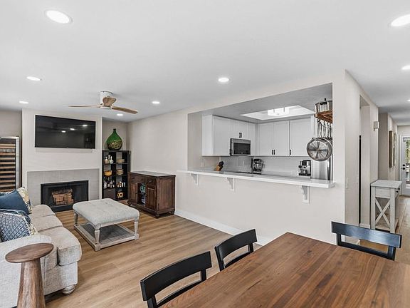 2nd image of 3961 Hortensia St APT H10