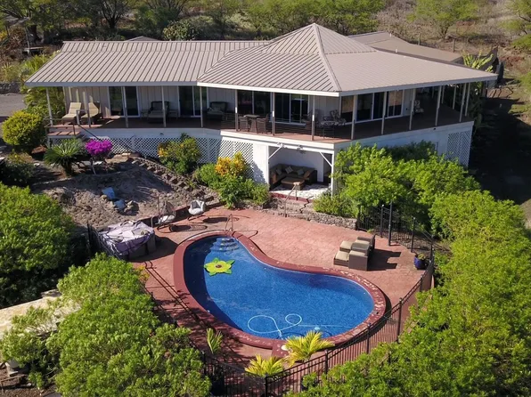 170 Ulua Rd, Kaunakakai, HI 96748