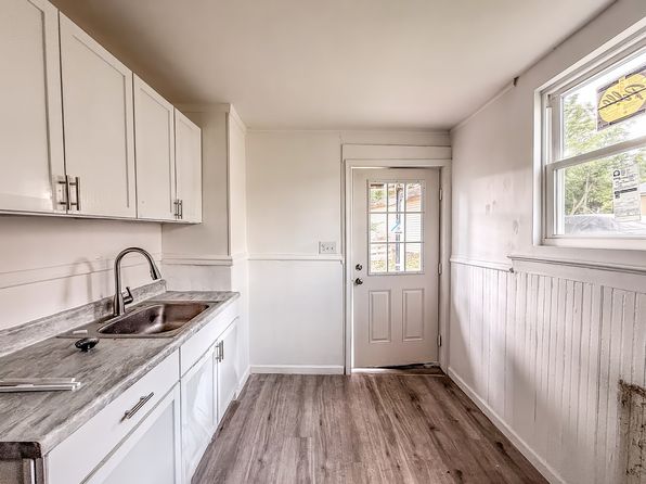 320 Owen St APT 1