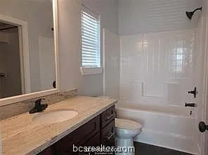 2116 Crescent Pointe Pkwy — Photo 10