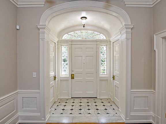 2nd image of 17 Johnson Pl