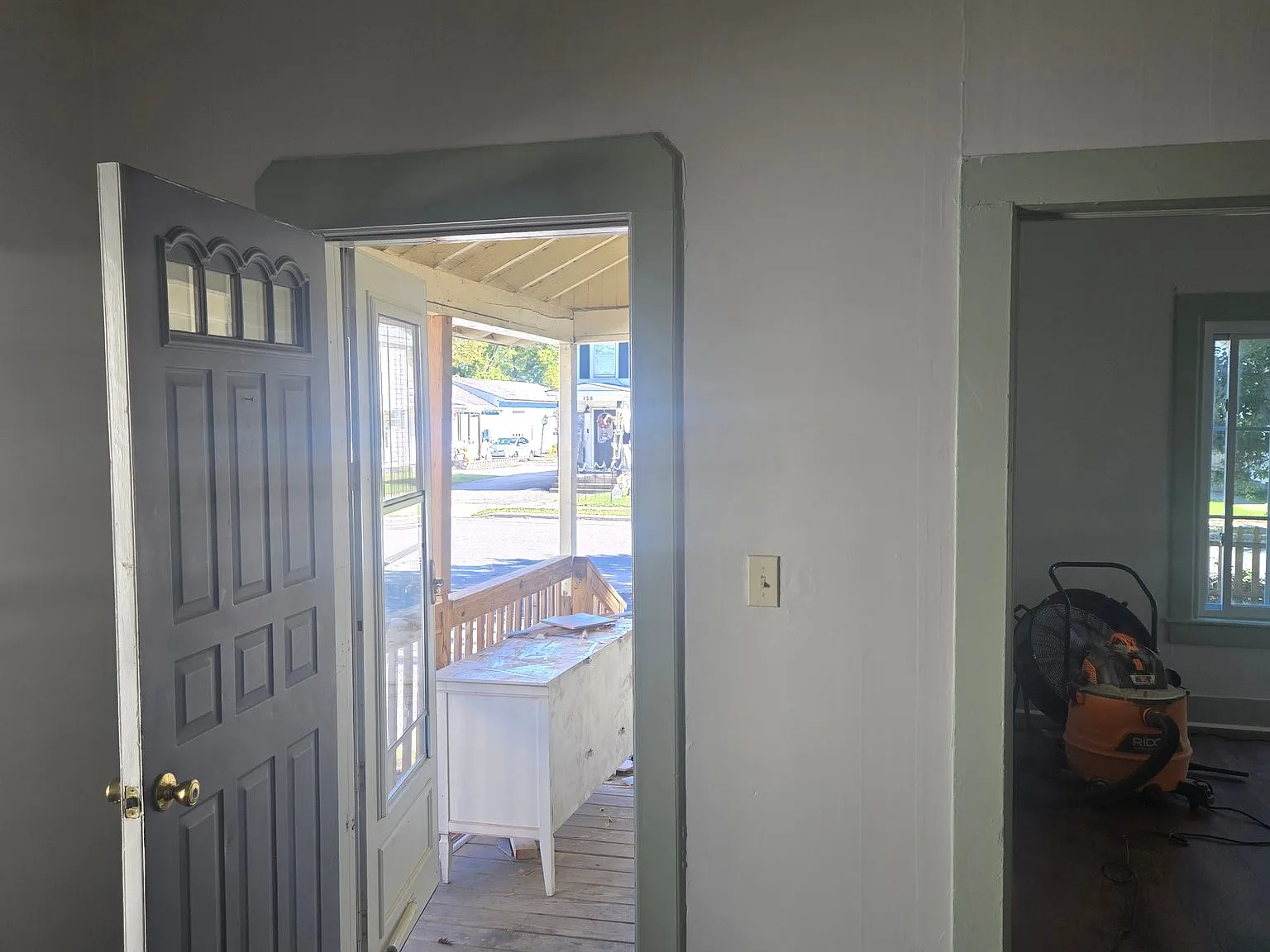 3 Bed, 1 Bath Unit in Glens Falls - $1650/Month — Photo 3