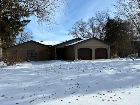 W13102 East Lake Drive, Lodi, WI 53555