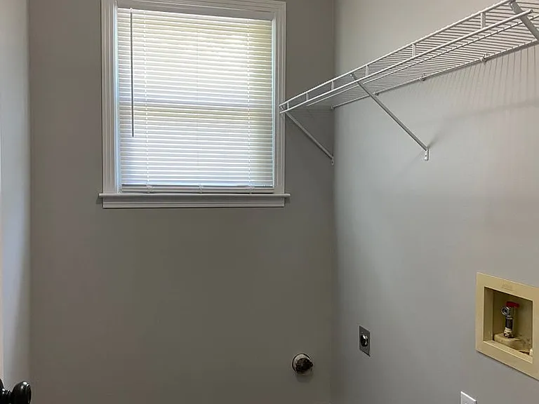 2134 Old Russellville Pike — Photo 10