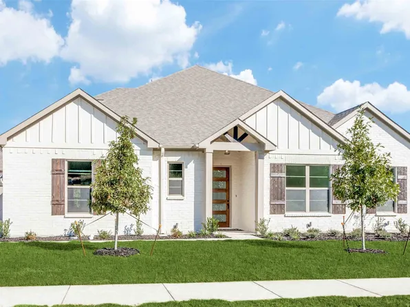 761 Sterling Dr, Benbrook, TX 76126