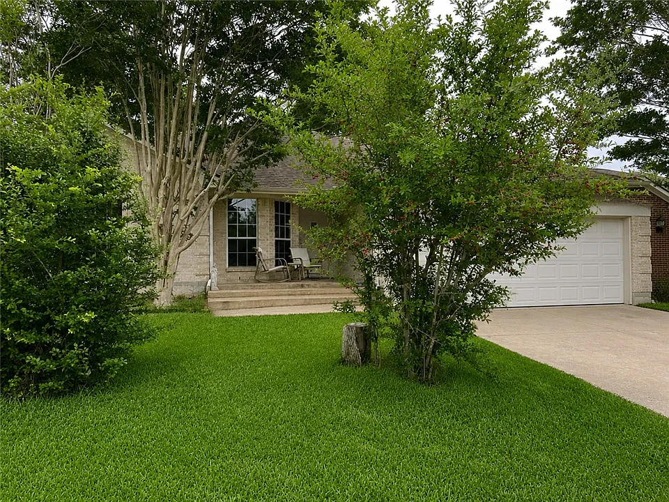 1206 Mullins Ct