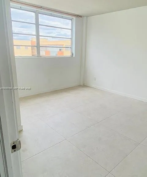 16410 Miami Dr #706 — Photo 10