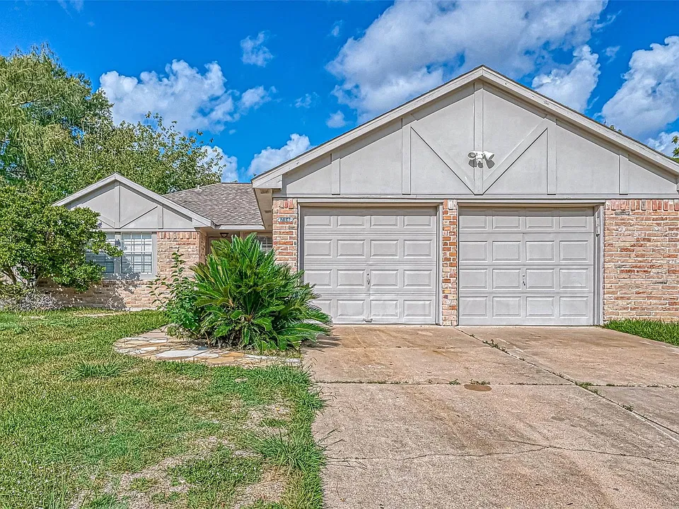 714 Canyon Garden Dr