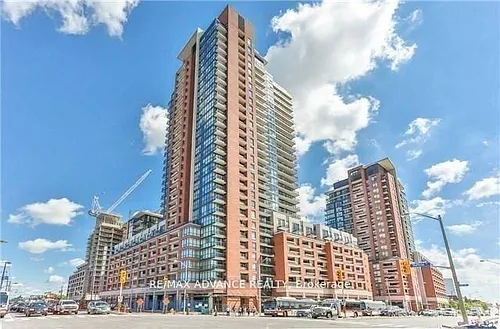 800 Lawrence Ave W Photo 1
