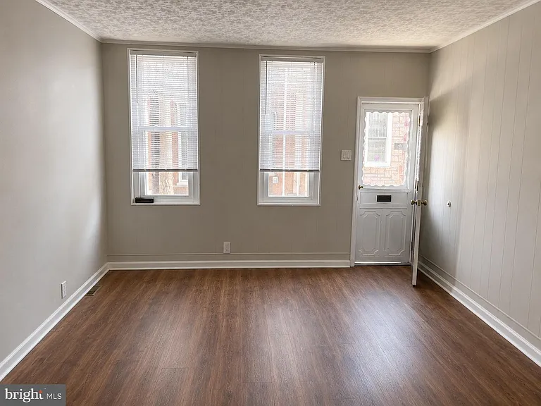 3180 Tilton St — Photo 2