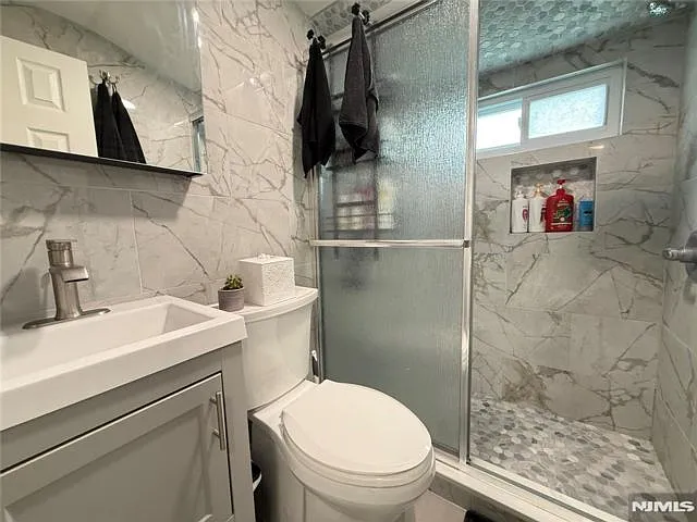 51 Echo Pl #2 — Photo 15