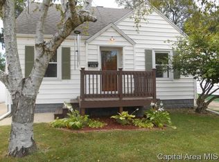 2425 S 11th St, Springfield, IL 62703