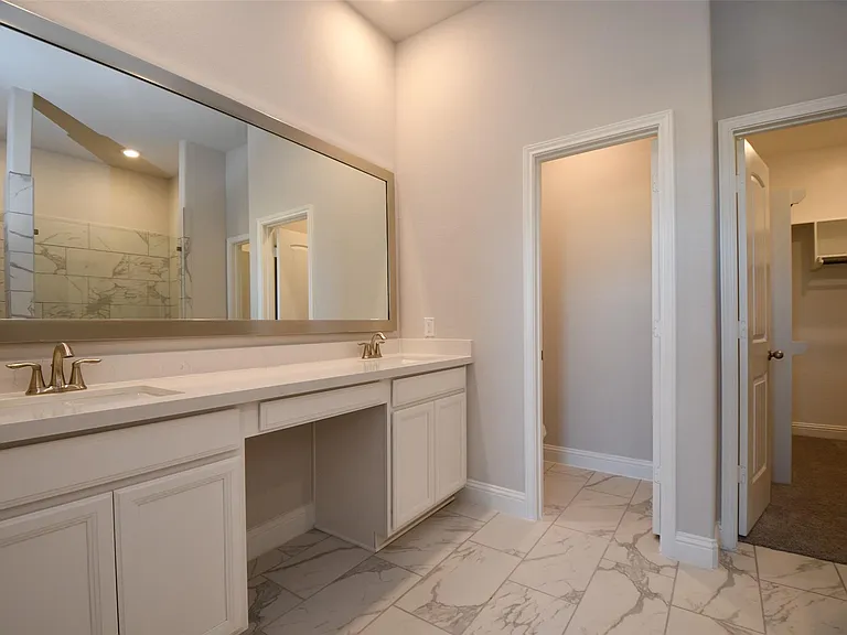 19718 Dwight Eisenhower Dr — Photo 23