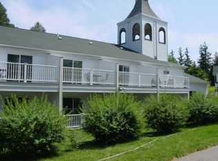 266 Victorian Village Dr #807, Elkhart Lake, WI 53020