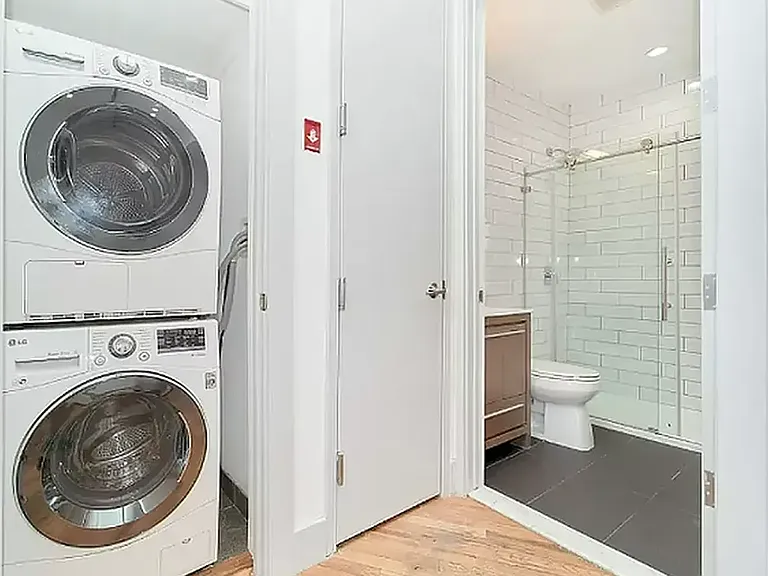 347 Lorimer St #4A — Photo 9