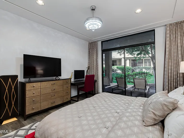 2802 E Camino Acequia Dr #7 — Photo 16