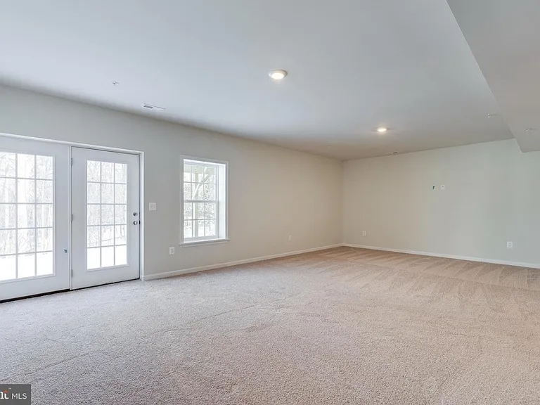10810 Meridian Hill Way — Photo 24