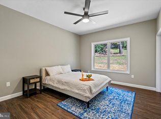 71 Stecher Ct, Linden, VA 22642