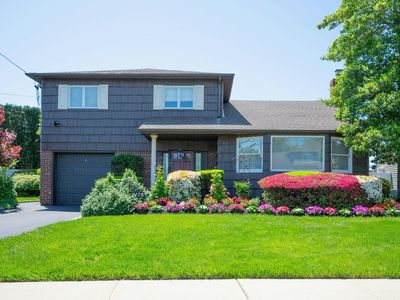 2175 Wantagh Park Drive, Wantagh, NY, 11793