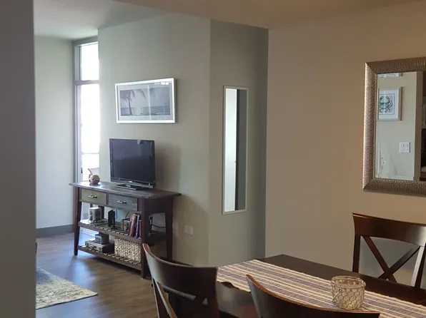 425 W Beech St, San Diego, CA