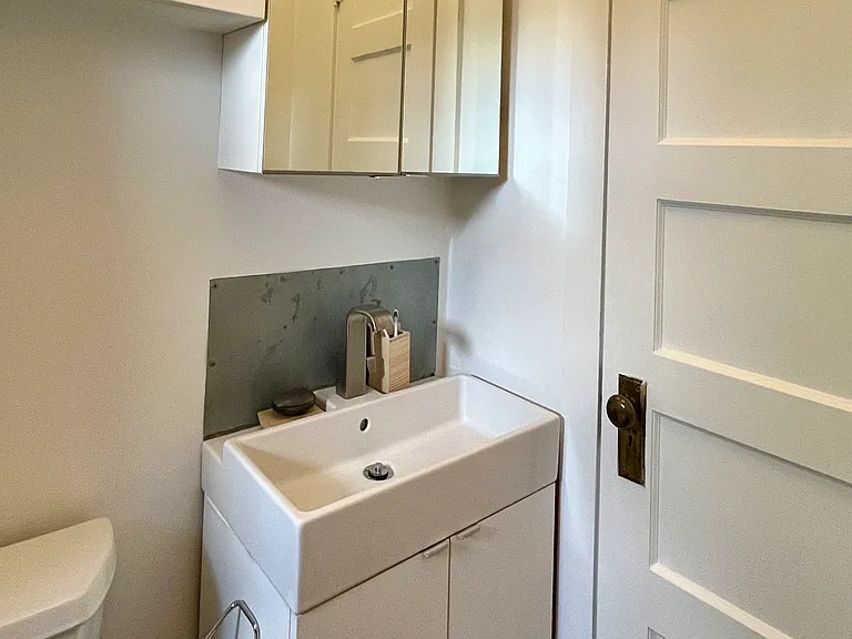 140 E Birch St — Photo 20