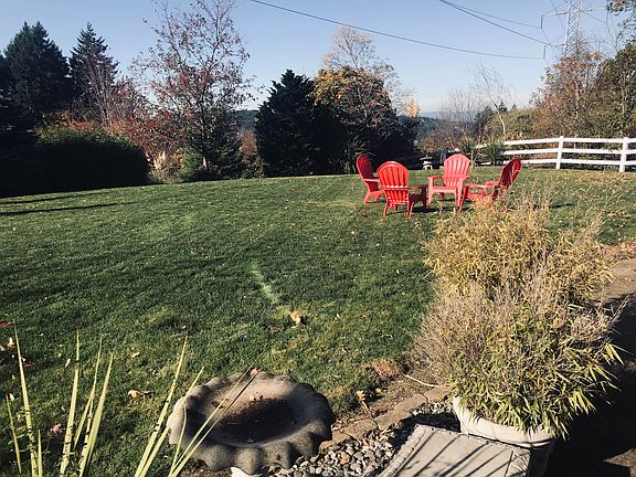 3rd image of 13999 SW Hillshire Dr