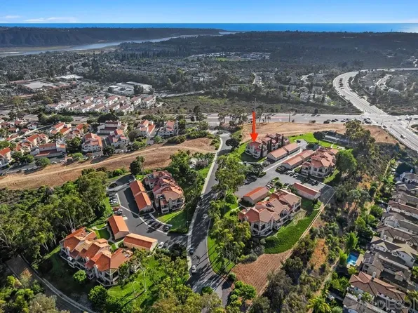 1914 Swallow Ln, Carlsbad, CA 92009