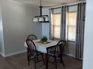 20 Lake Pointe Dr, Mulberry, FL 33860