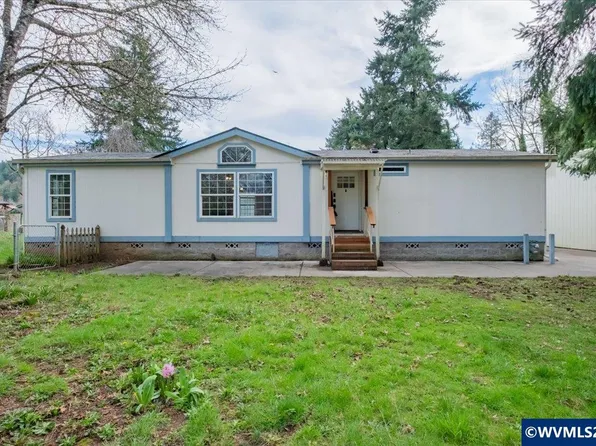 905 Mountain View Rd, Sweet Home, OR 97386