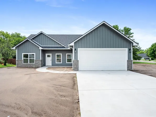 4403 E Salem St, Wichita, KS 67220