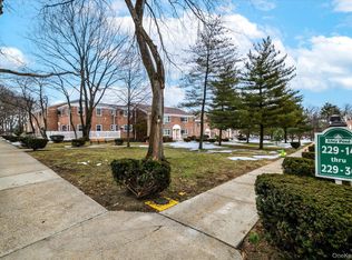 229-30 Kingsbury Ave, Oakland Gardens, NY 11364