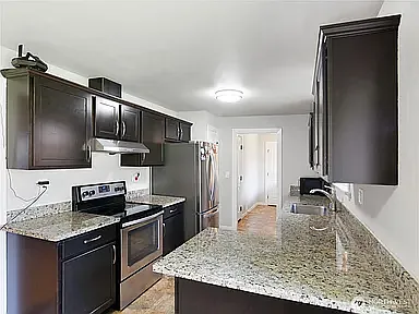 2802 S 304th St — Photo 11
