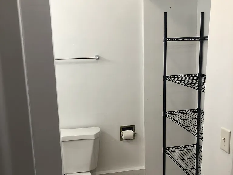 810 Vine St — Photo 6