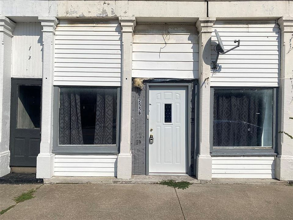 1st image of 255 N Cross St
