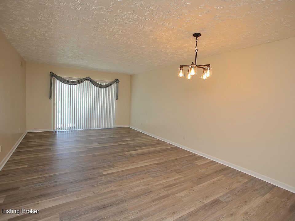 1st image of 1600 Gardiner Ln APT 204