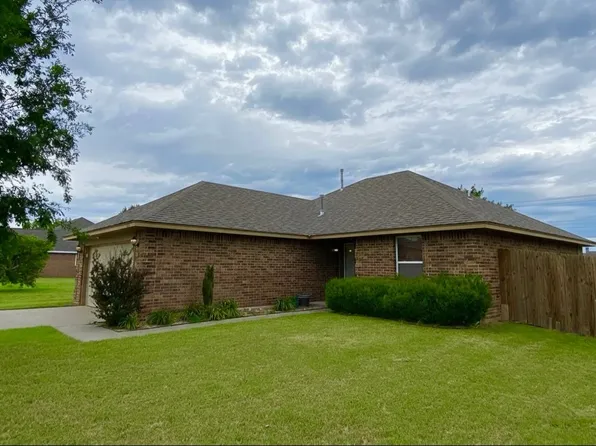 518 Magnolia Dr, Alva, OK 73717