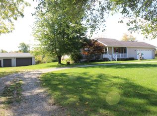 543 W Parmeter Rd, Ionia, MI 48846