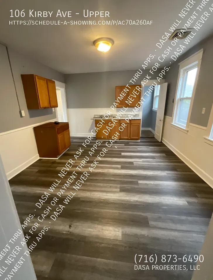 106 Kirby Upper - 3 Bed / 1 Bath — Photo 4