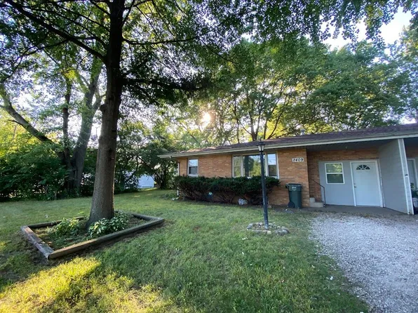2409 Brownfield Rd, Urbana, IL 61802