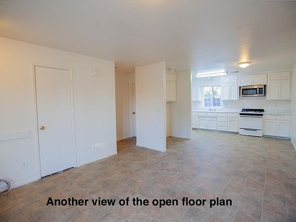 5th image of 801 Washington Ave APT A