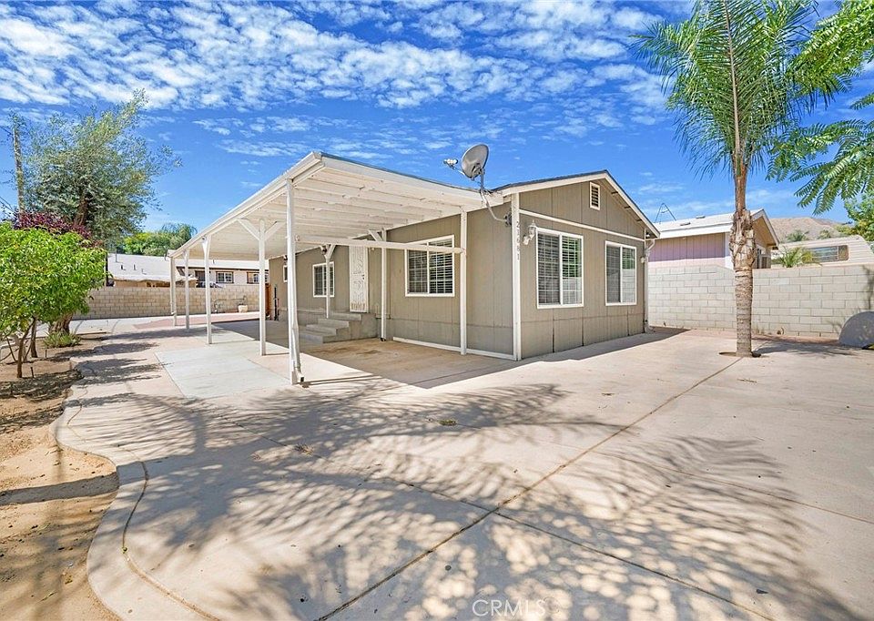 1st image of 21681 Pepper Dr