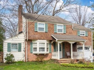 43 Brooklake Rd, Florham Park, NJ 07932