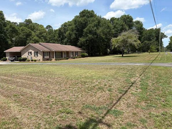 127 Dickinson St, Bamberg, SC 29003