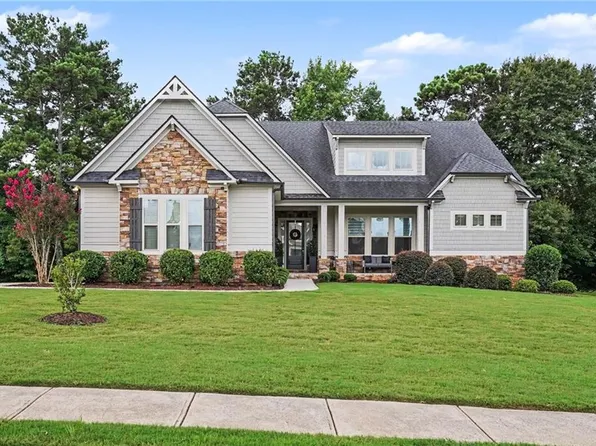 185 Oakleigh Manor Dr, Fayetteville, GA 30215