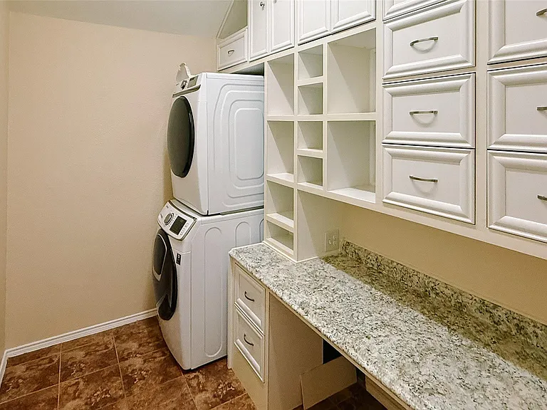 4308 Summer Star Ln — Photo 19