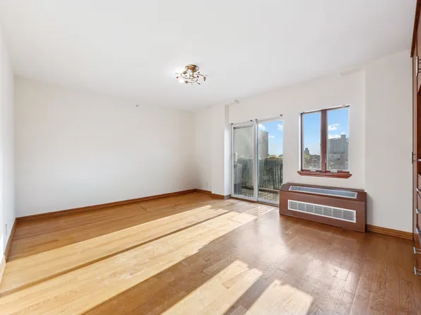 2964 Brighton Sixth Street image 11 of 26